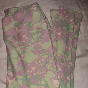LuLaRoe leggings 🌷🌺🌸